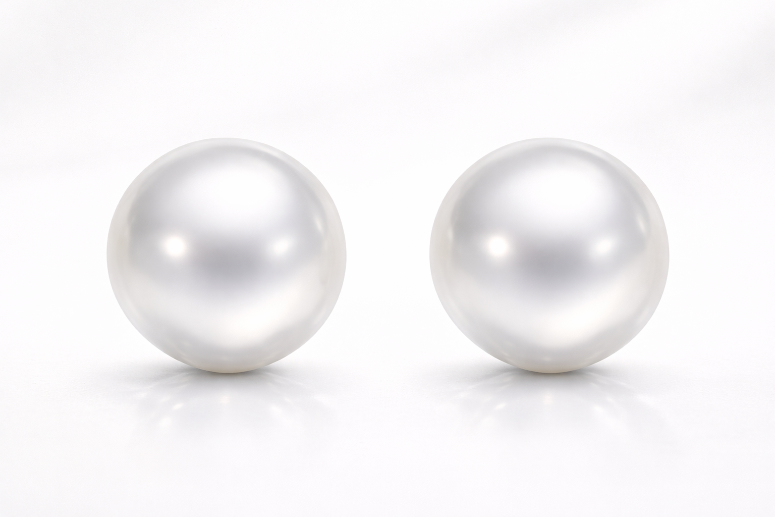 White South Sea Pearl Earrings